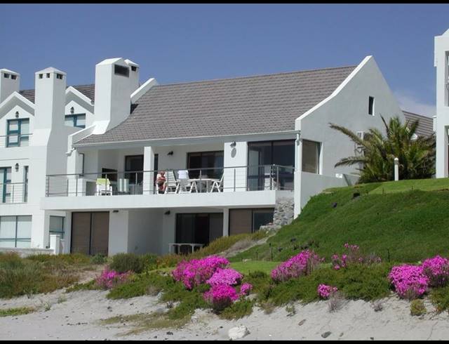 5 BEDROOM HOUSE FOR SALE IN SHELLEY POINT